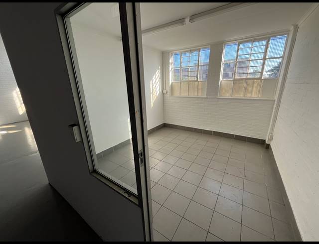 474M² WAREHOUSE TO LET IN MAITLAND